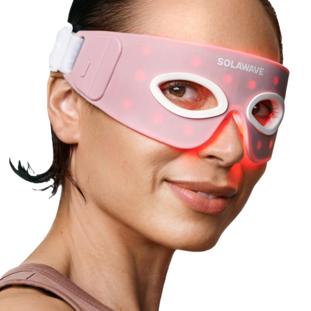 woman wearing the SolaWave Eye Recovery Pro