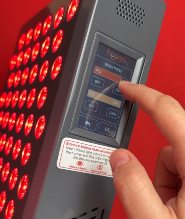 using the hooga ultra 360 control panel to adjust red and NIR light therapy