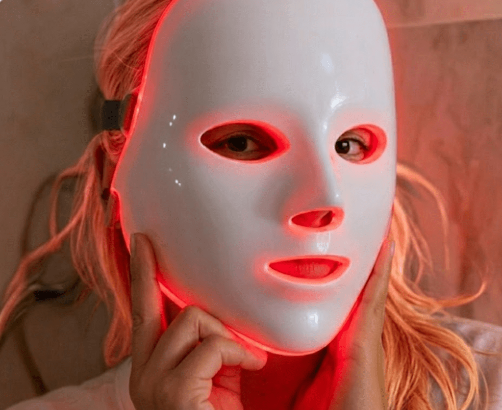 Red (630nm) mode on the glokore led mask